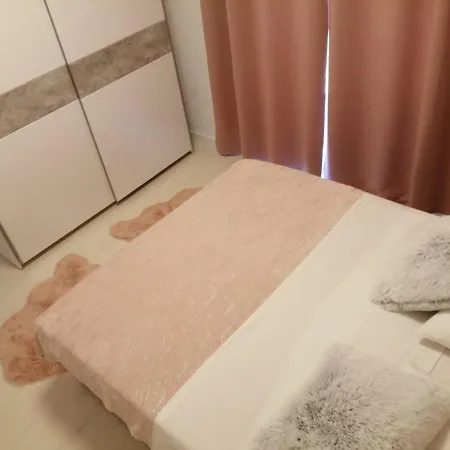 Apartment Apartman Lucano *