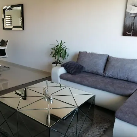 Lejlighed Apartman Lucano *