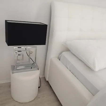 Lejlighed Apartman Lucano