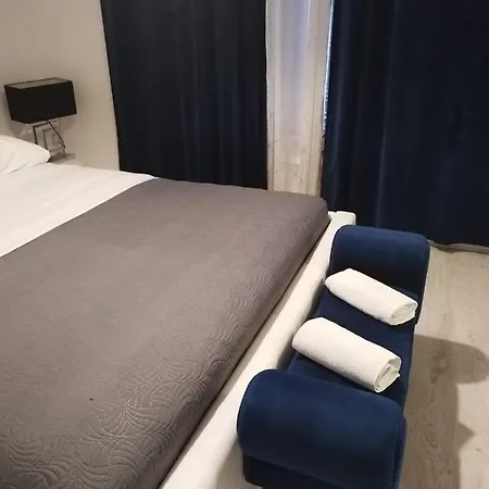 Apartman Lucano Apartment *