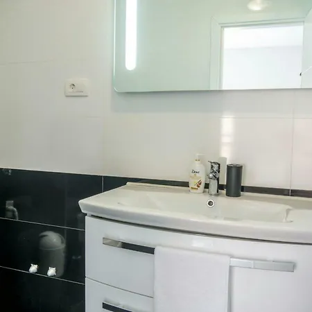 Apartment Apartman Lucano *