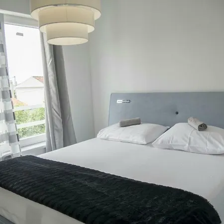 Apartman Lucano Apartment *